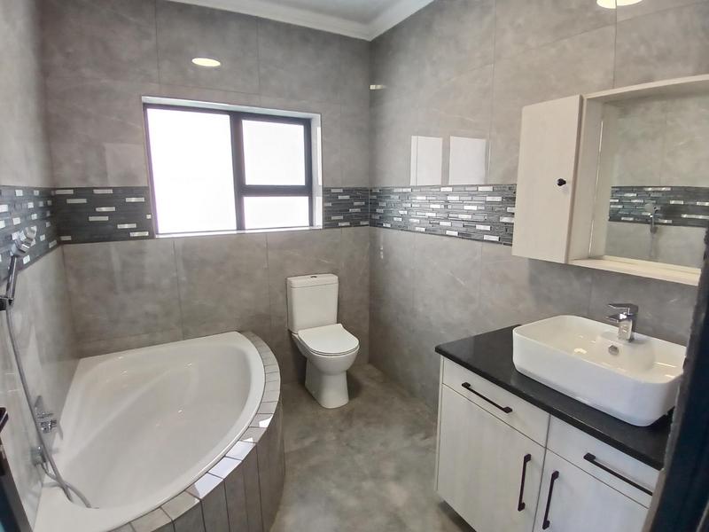 3 Bedroom Property for Sale in Stilbaai Wes Western Cape